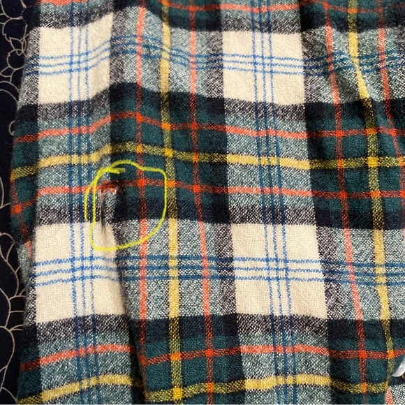 Vintage Pendleton wool button up shirt 100 % pure virgin wool made in USA - Picture 11 of 12